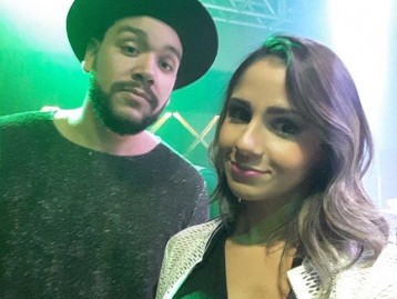 Grupo aqui de novo